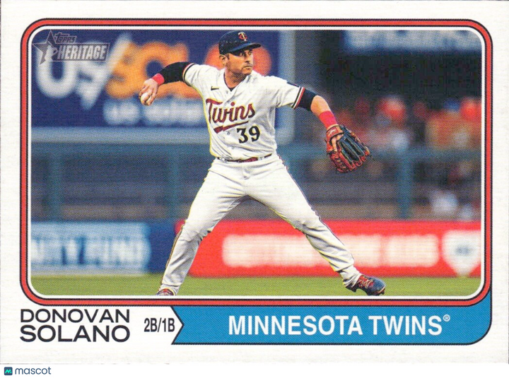 2023 Topps Heritage High Number - #685 Donovan Solano